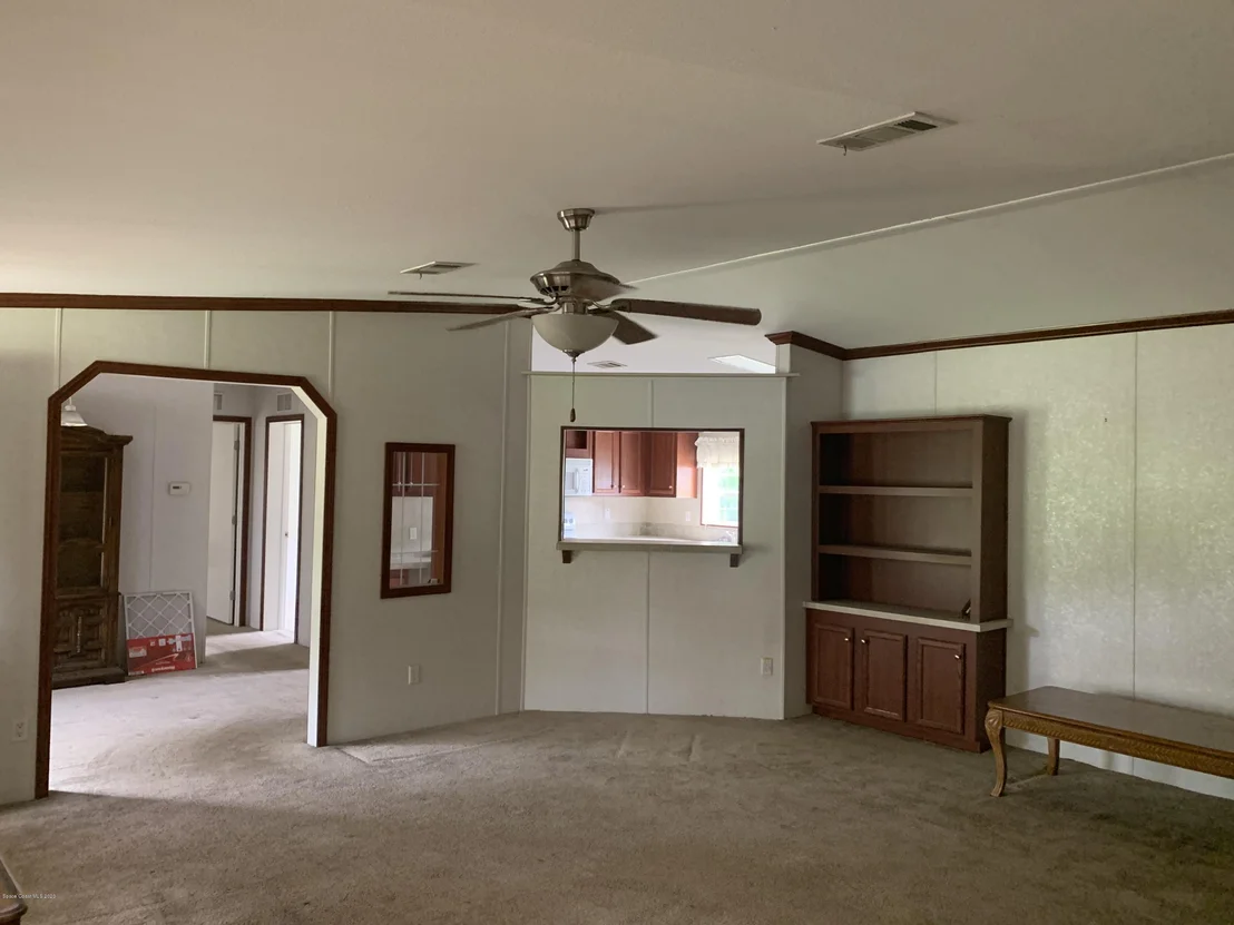 Photo of 665 Camp Road
