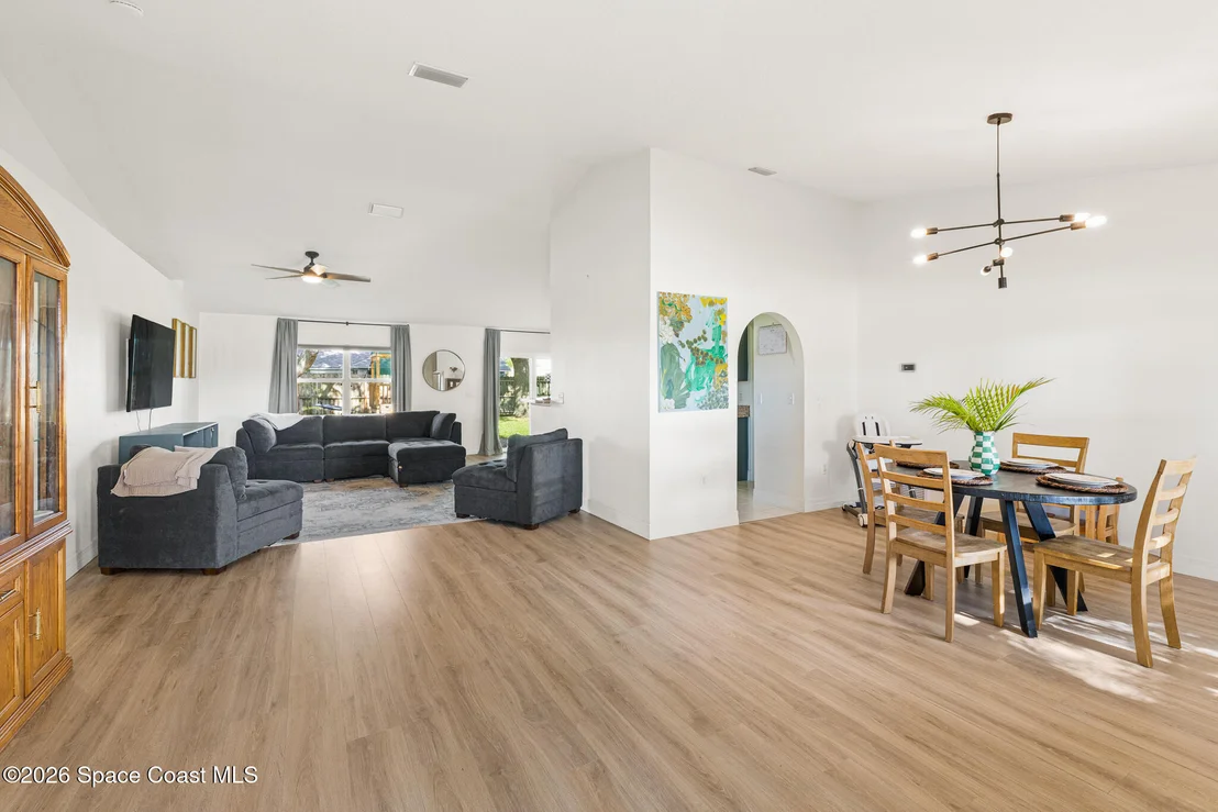 Photo of 1181 Winding Meadows Road