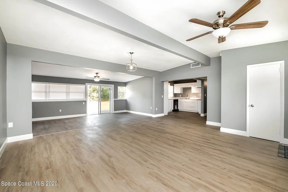 Photo of 1078 Sarno Road