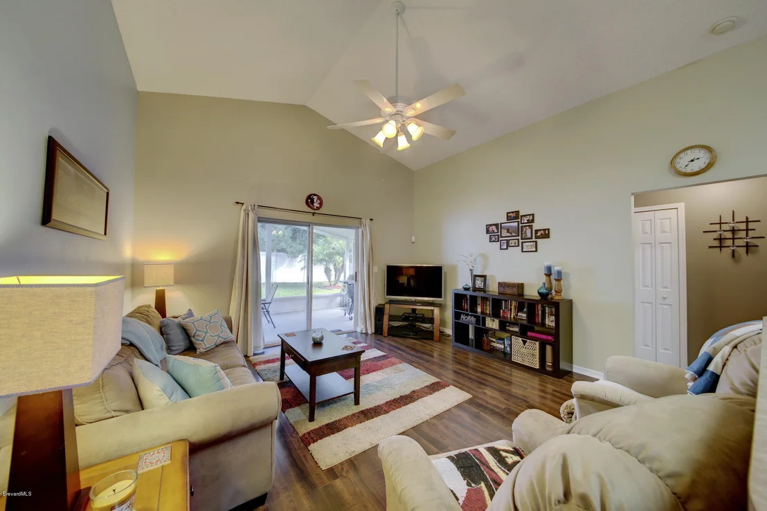 Photo of 1071 Olde Bailey Lane