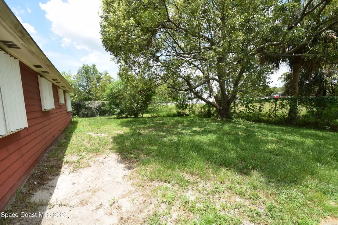 Photo of 2660 Weber Road