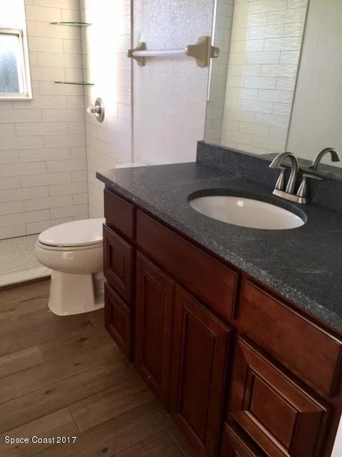 Photo of 877 Vance Circle NE