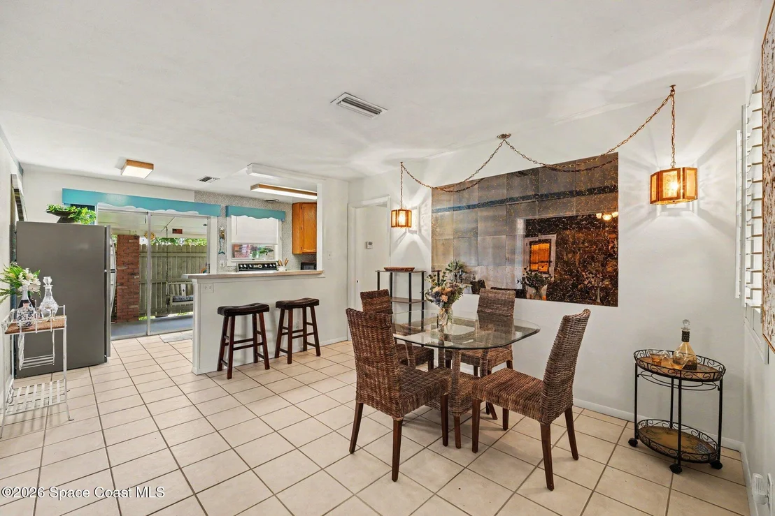 Photo of 1218 Vassar Lane