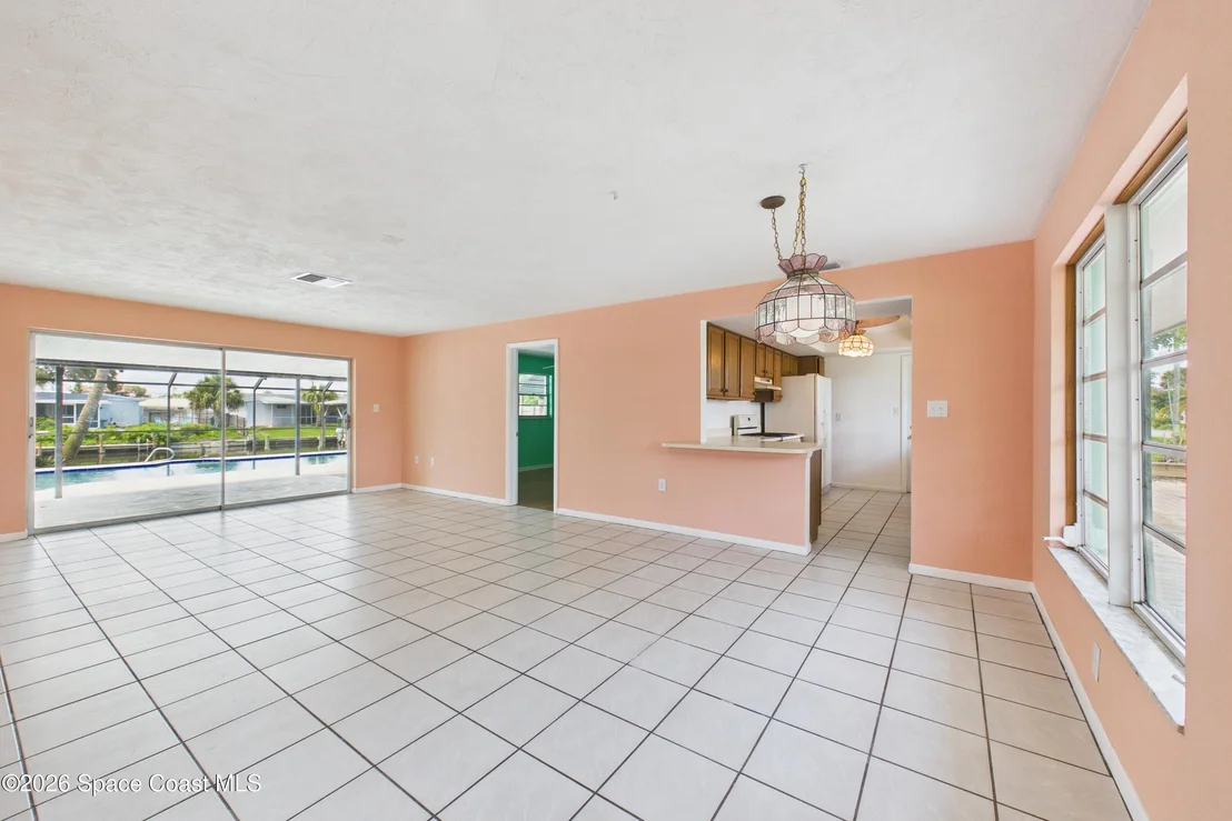 Photo of 406 Sandpiper Drive