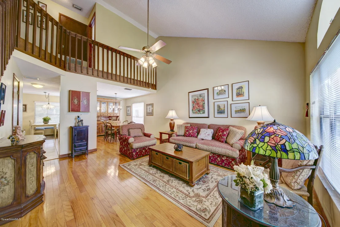 Photo of 1687 Clover Circle