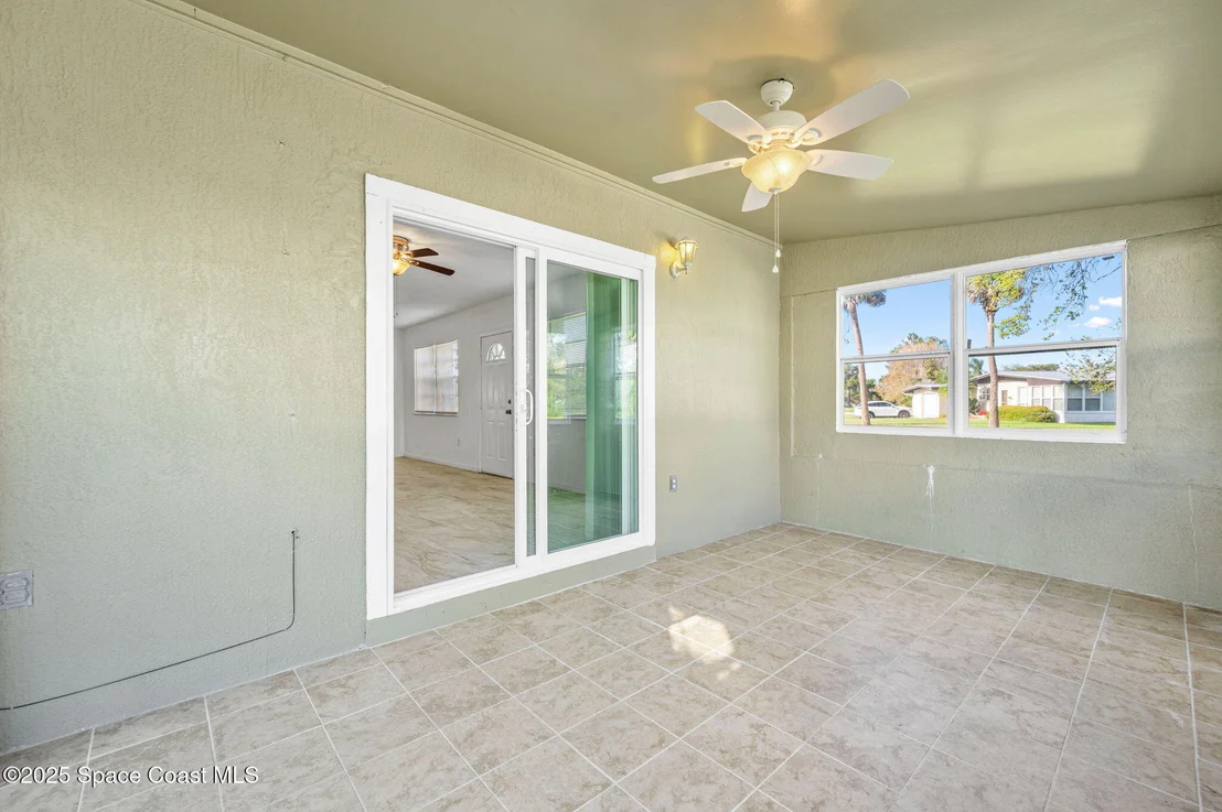 Photo of 907 Espanola Way