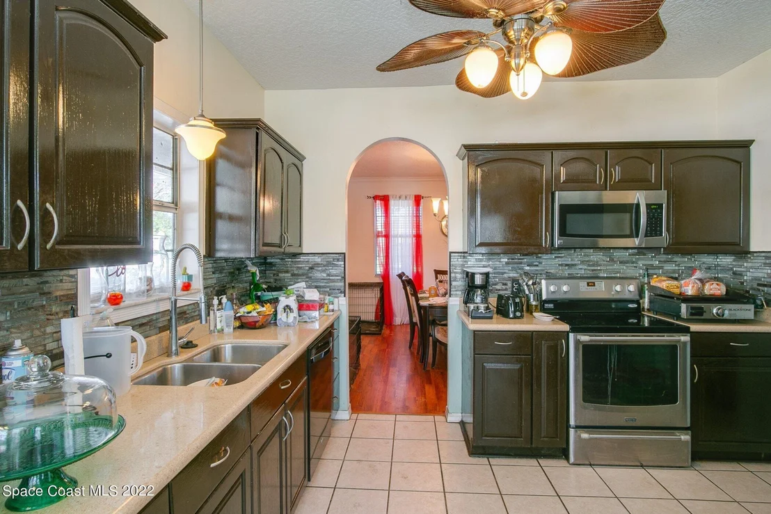 Photo of 6420 Abisco Road