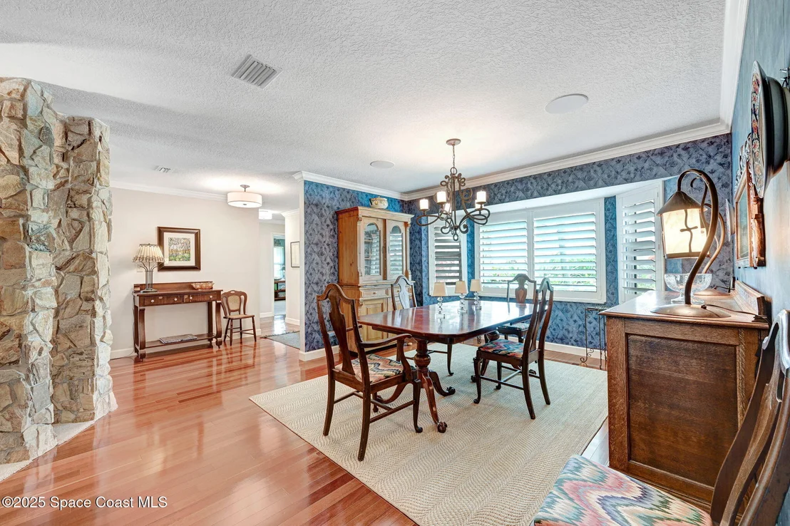 Photo of 847 Kerry Downs Circle