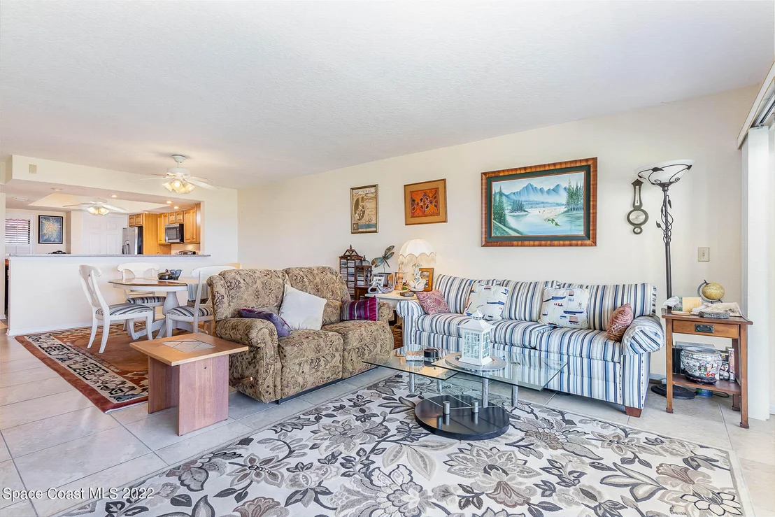 Photo of Unit 110 at 175 Highway A1a
