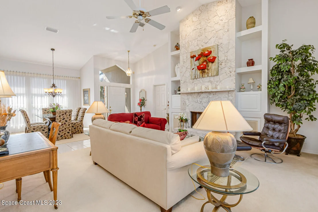 Photo of 986 Somerset Lane