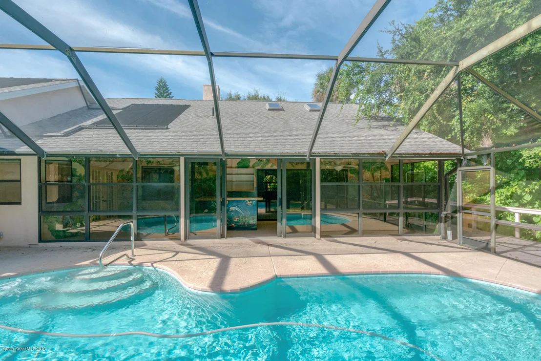 Photo of 113 Seagrape Road