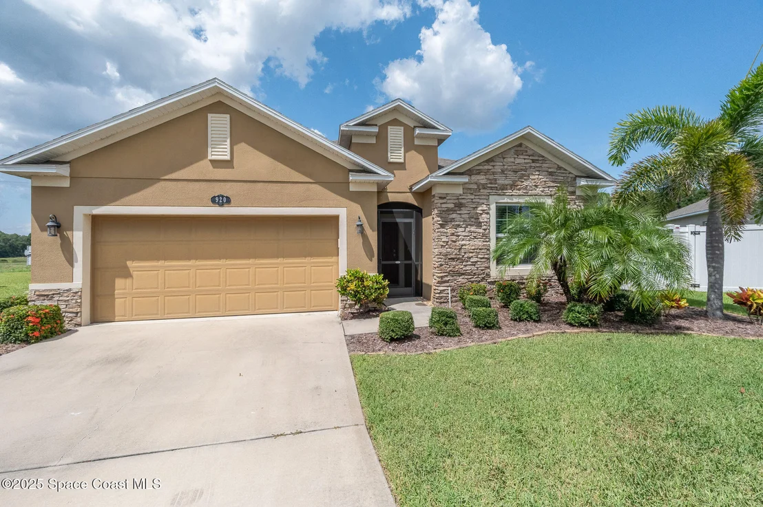 Photo of 920 Bear Lake Drive