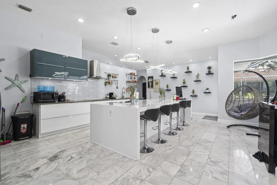 Photo of 712 Autumn Glen Drive