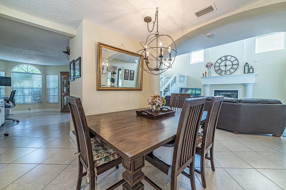 Photo of 3987 Saint Armens Circle