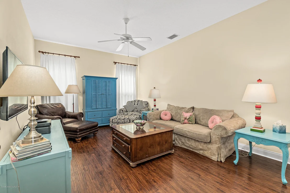 Photo of 2183 Woodfield Circle
