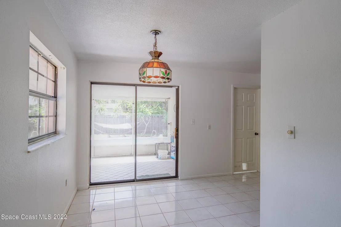 Photo of 847 Clarke Avenue