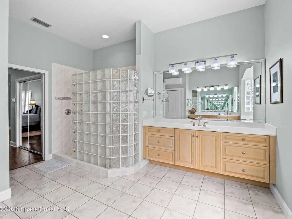 Photo of 630 Deerhurst Drive