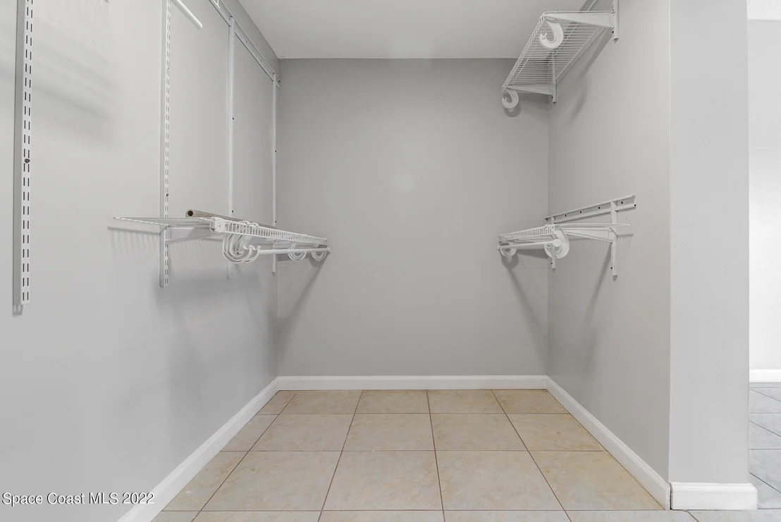 Photo of 2777 Pine Avenue