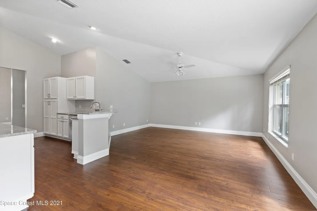 Photo of 4866 Verona Circle