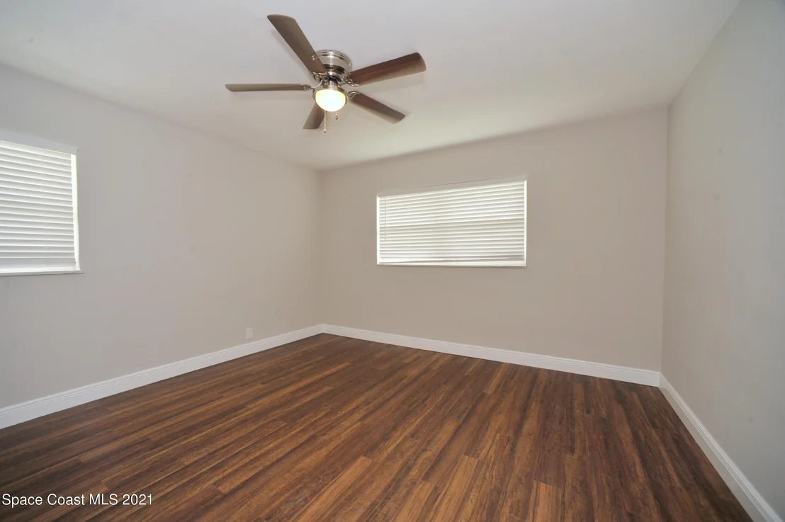 Photo of 461 1st Avenue