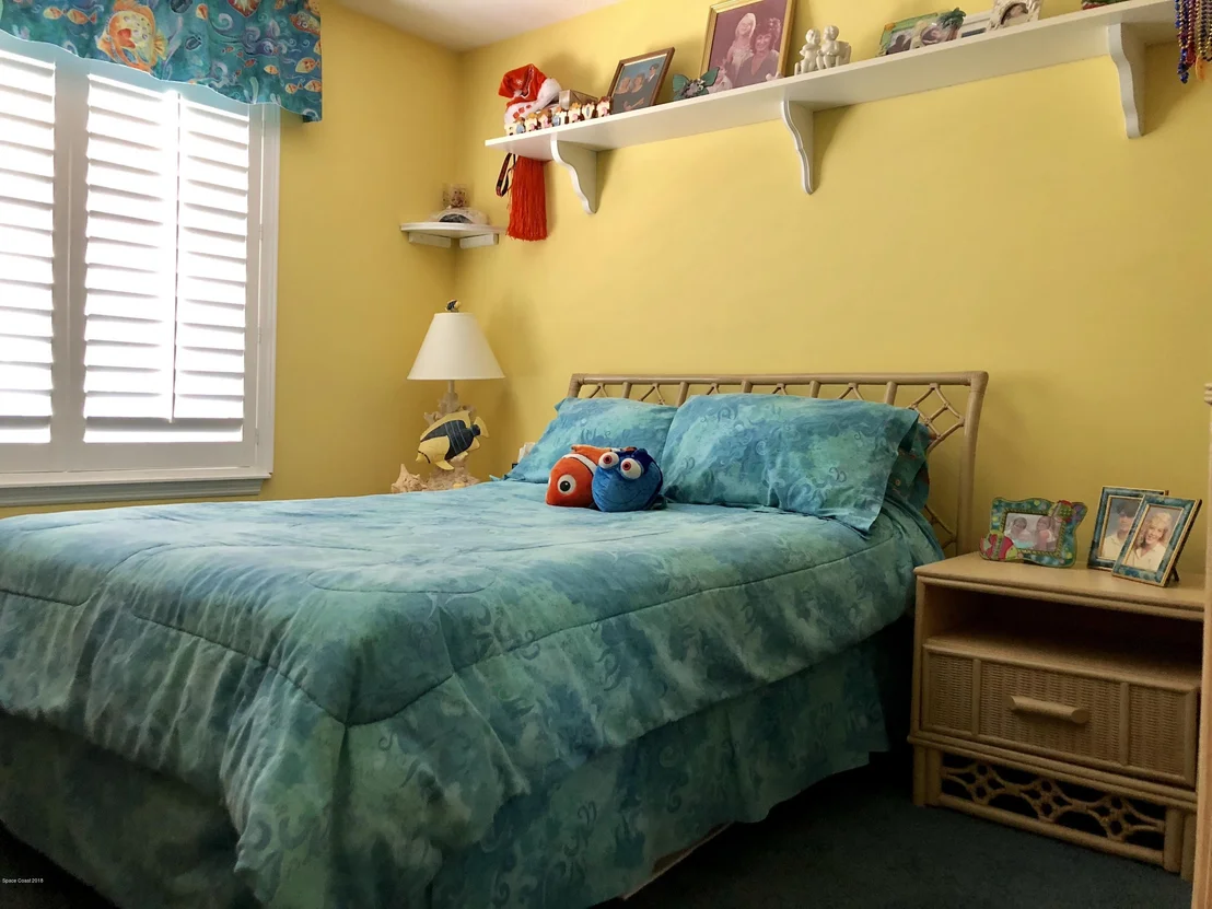 Photo of 975 Whisperpine Drive