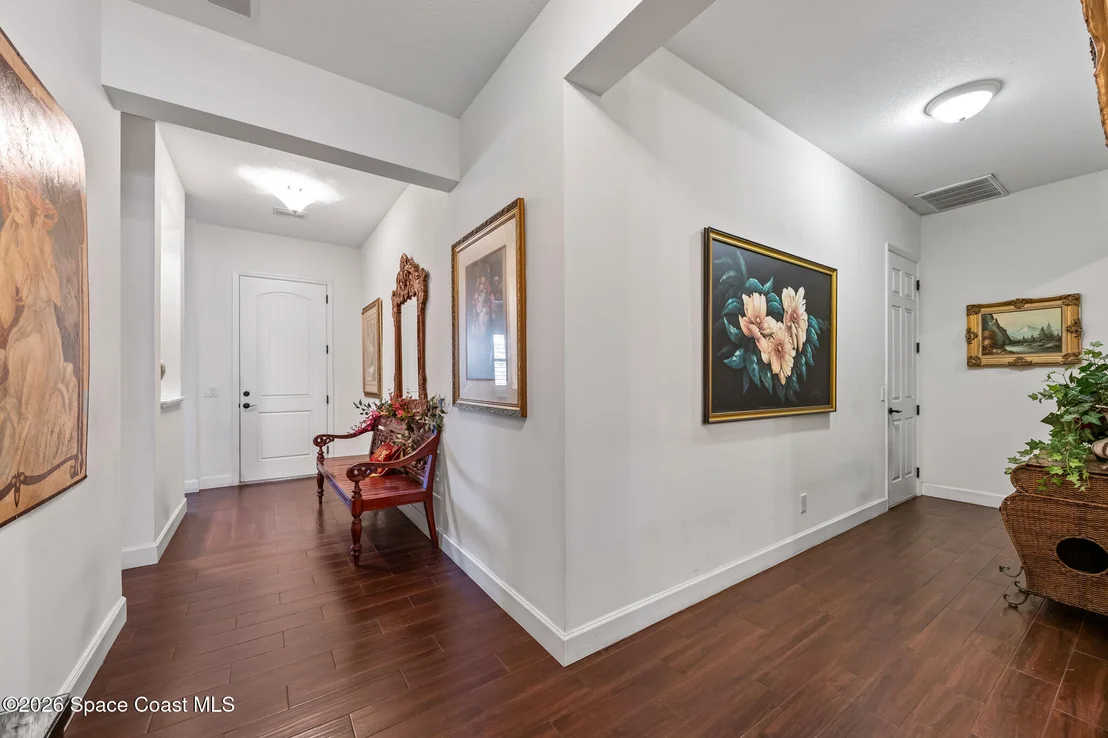 Photo of 121 Seminole Lane