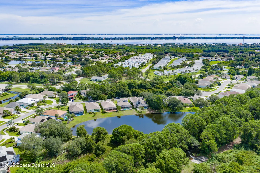 Photo of 853 Suntree Woods Drive