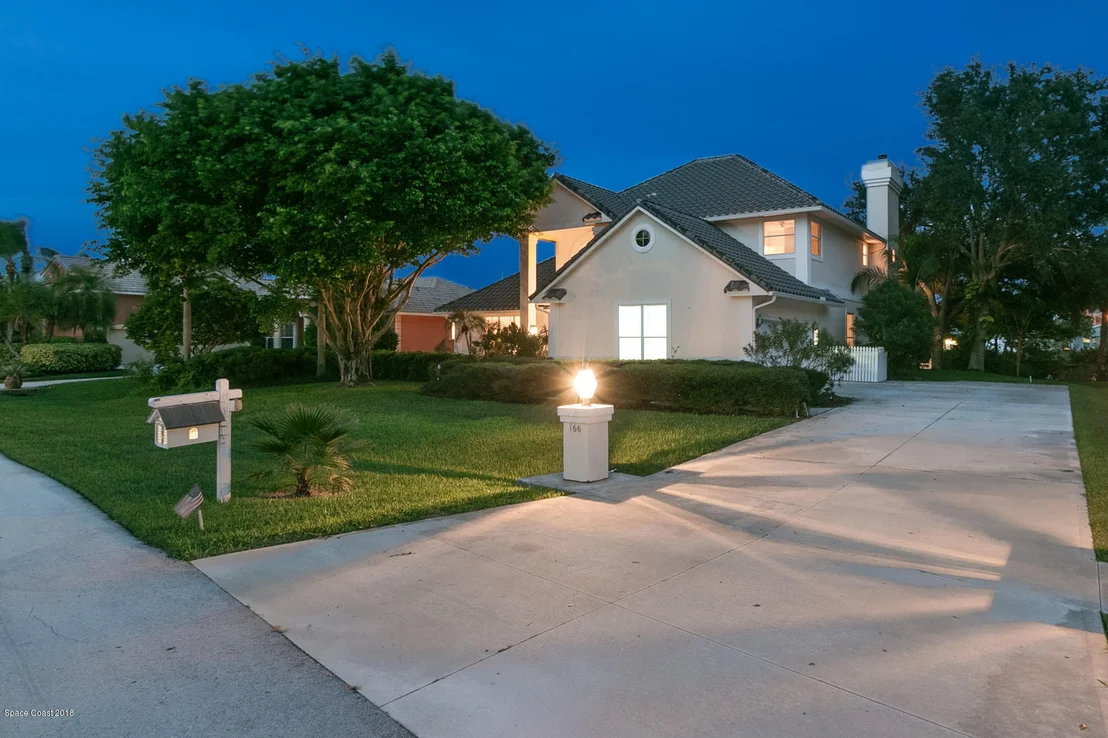 Photo of 166 Lanternback Island Drive