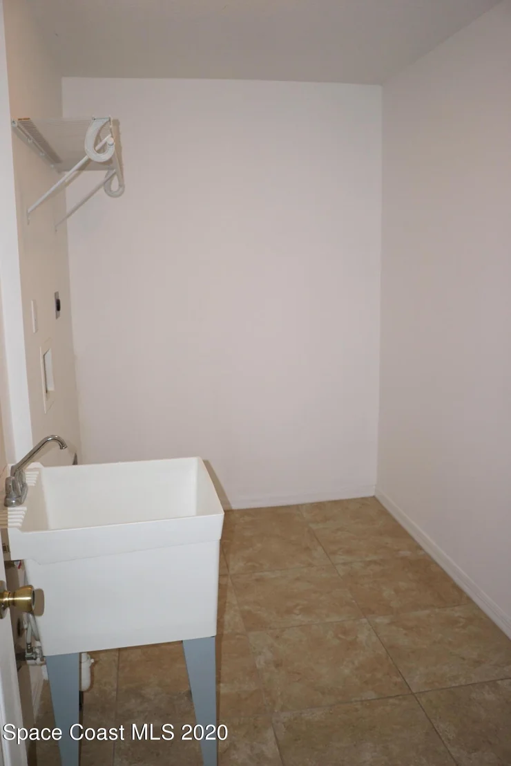 Photo of 1101 Morgan Circle NE