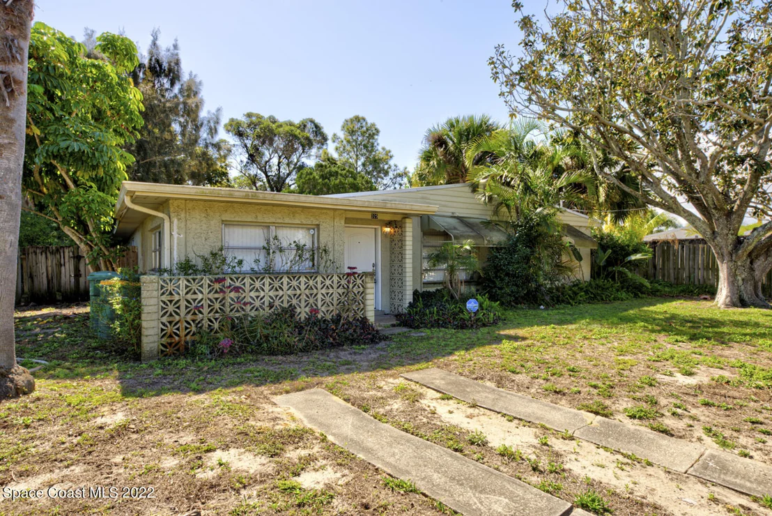Photo of 325 Orchid Boulevard