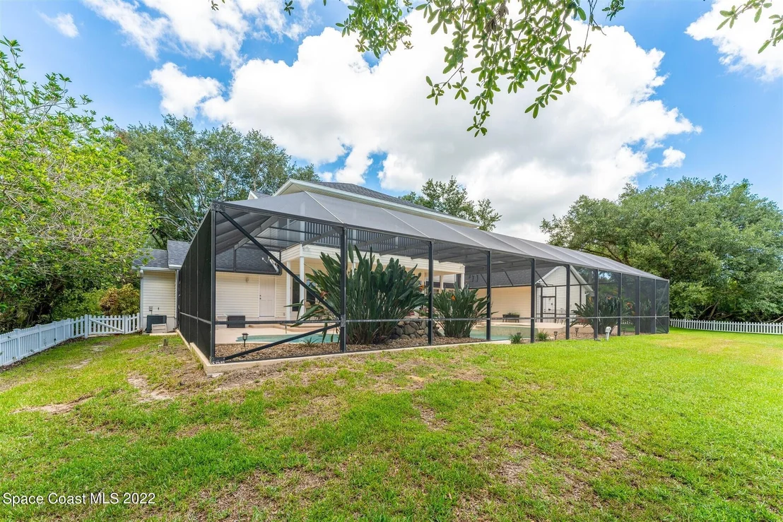Photo of 4161 Mockingbird Drive