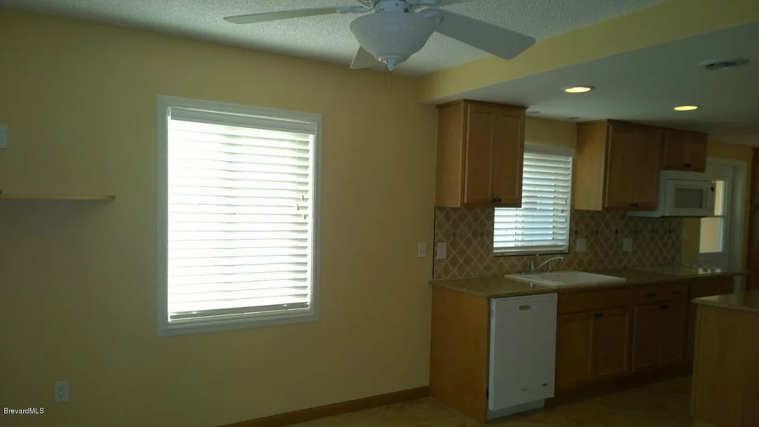 Photo of 1109 Pinetree Drive