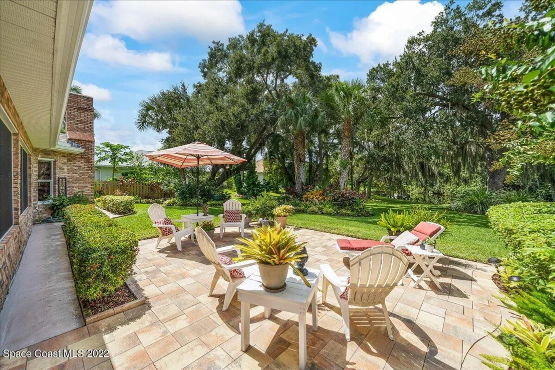 Photo of 2372 Woodfield Circle