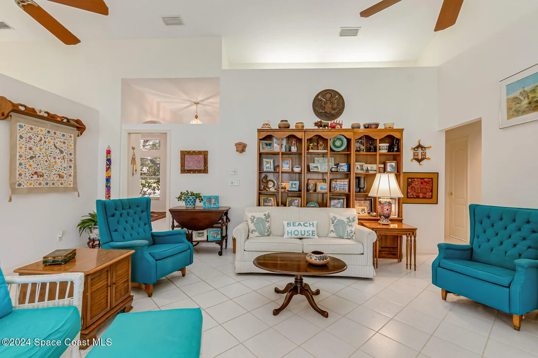 Photo of 410 Oriole Lane
