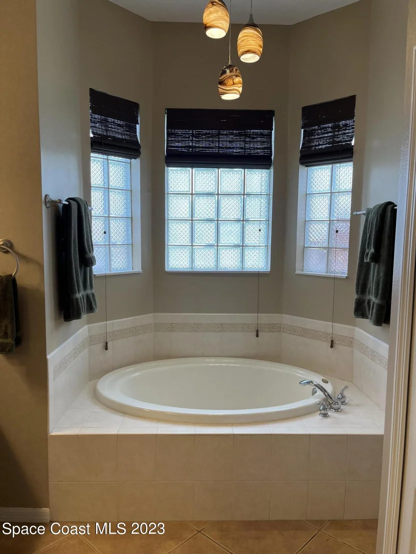 Photo of 1661 Whitman Drive
