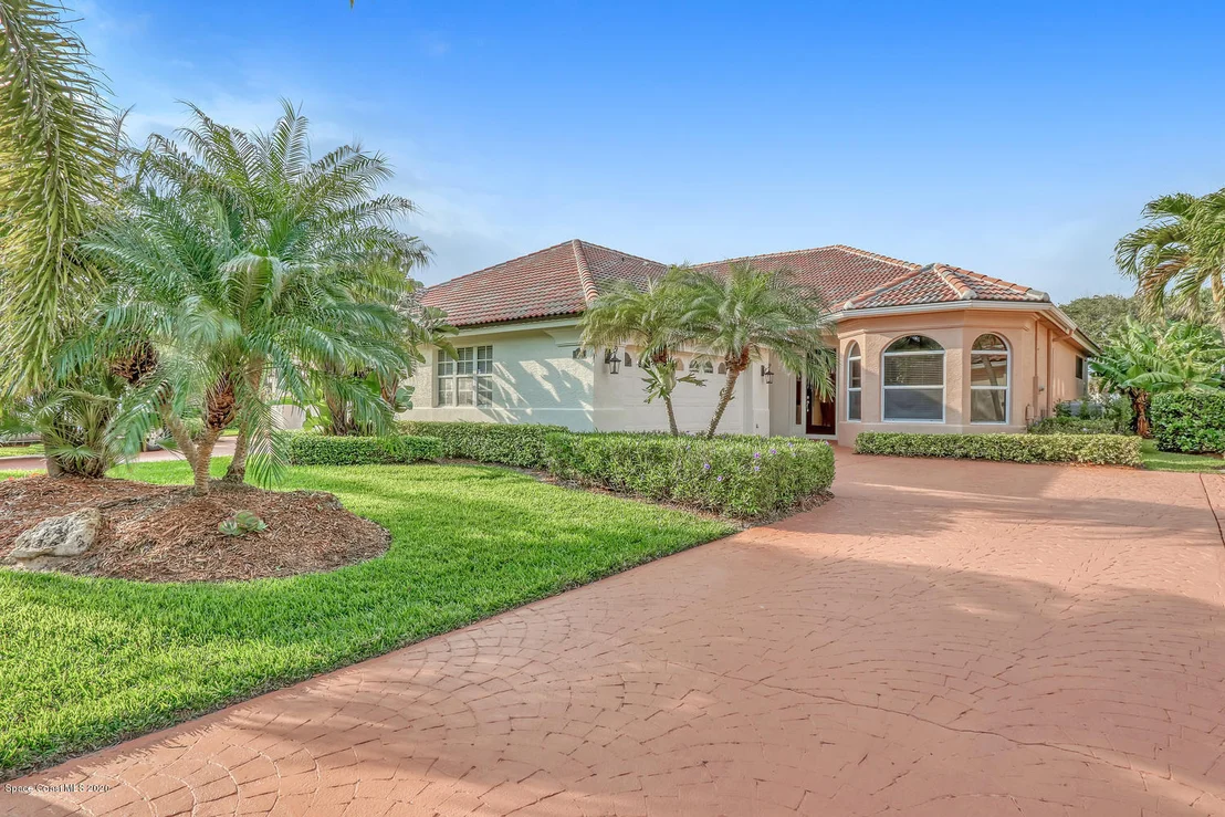 Photo of 130 Whaler Drive