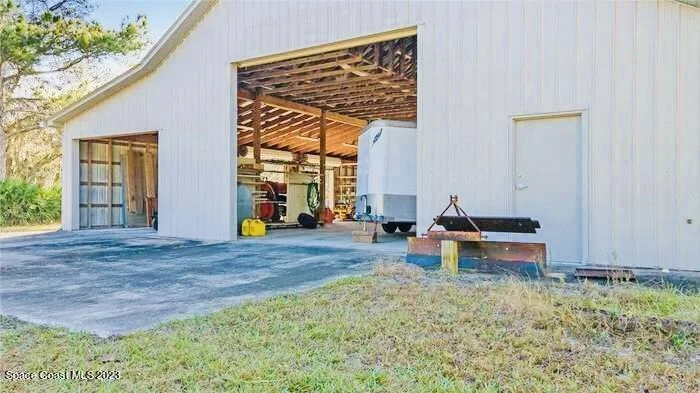 Photo of 927 Iron Bend Trail