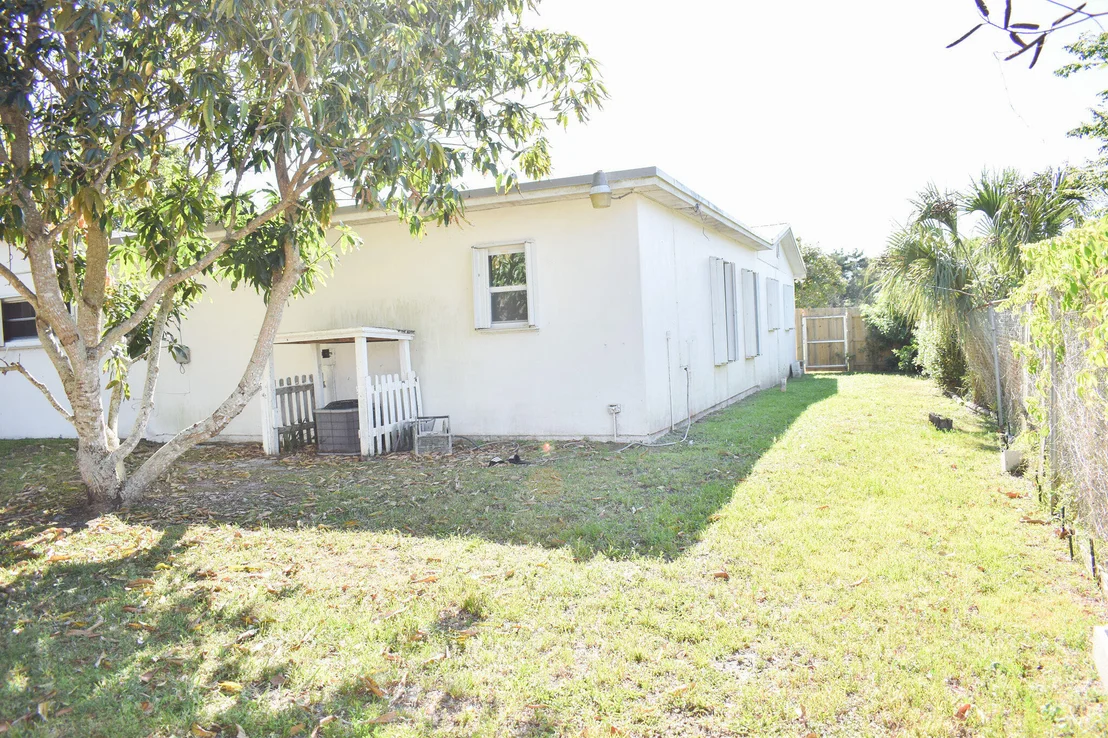 Photo of 2403 Dunbar Avenue