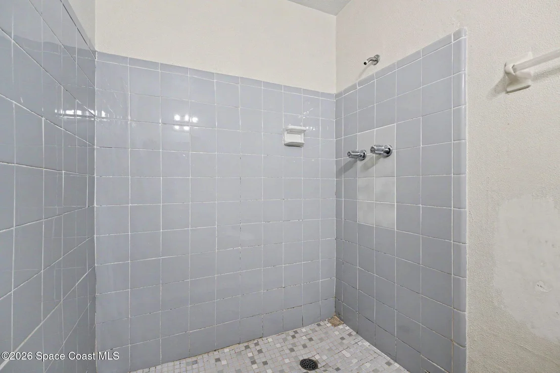 Photo of 142 Hollywood Boulevard