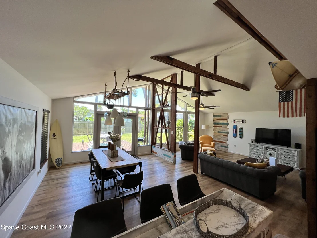 Photo of 142 Antigua Drive
