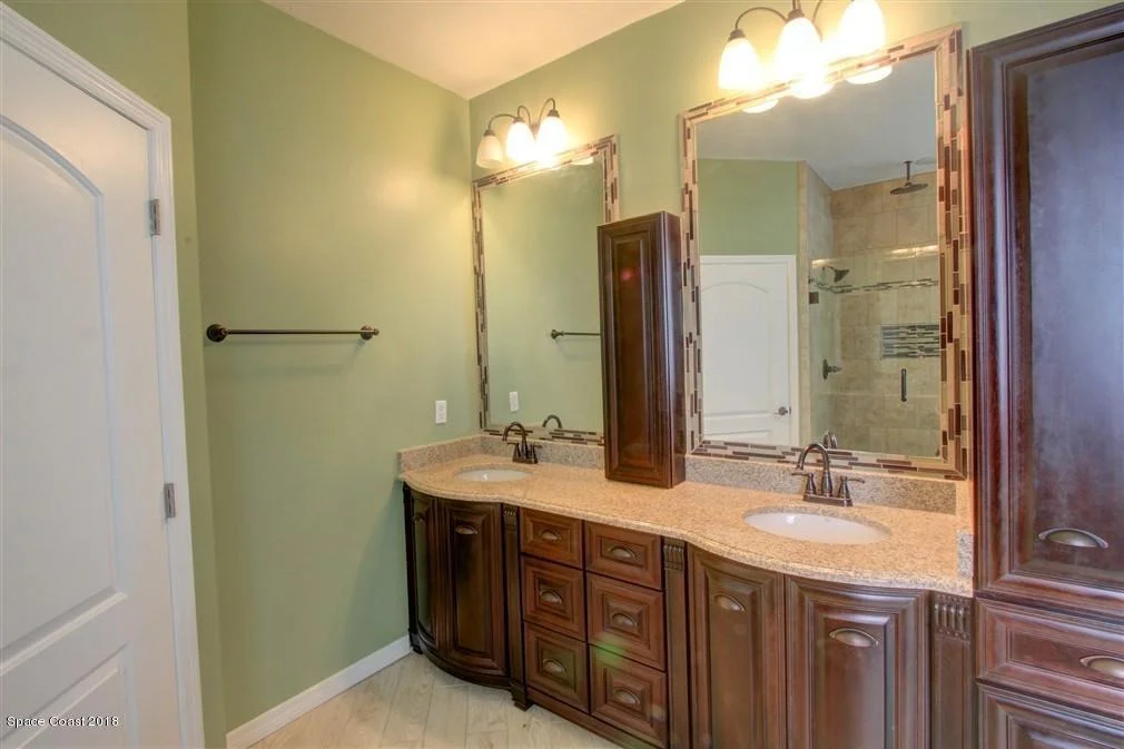 Photo of 5851 Newbury Circle