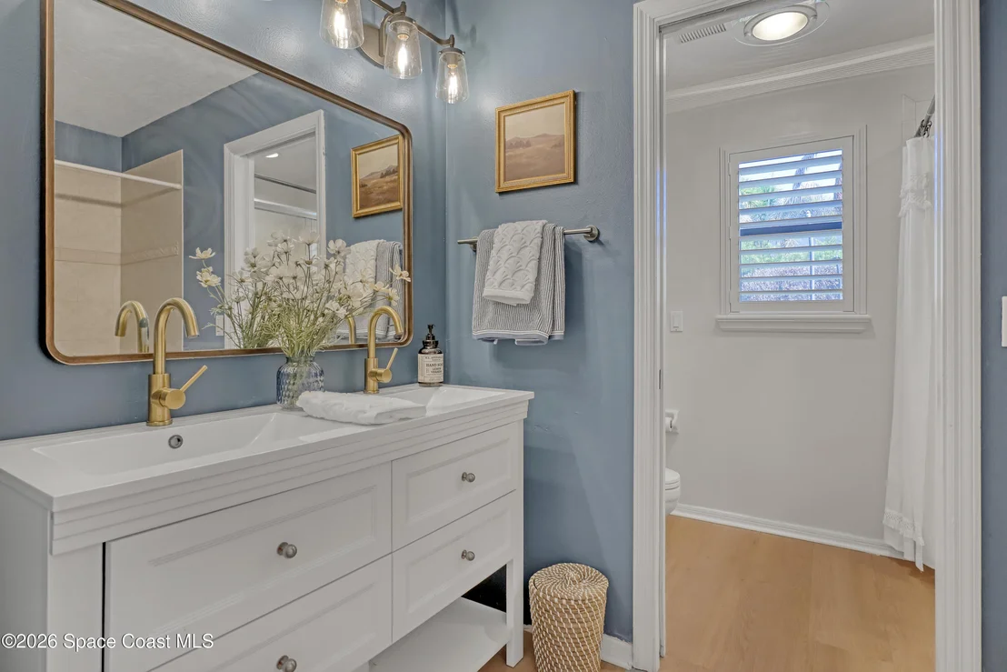 Photo of 402 Peregrine Drive