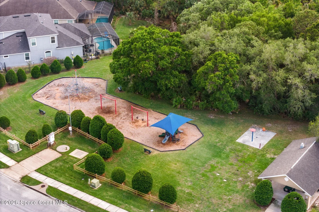 Photo of 8533 Drayton Circle