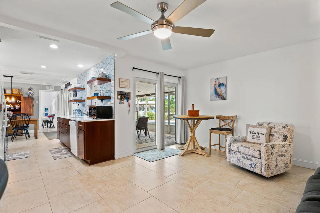 Photo of 420 Sparrow Drive