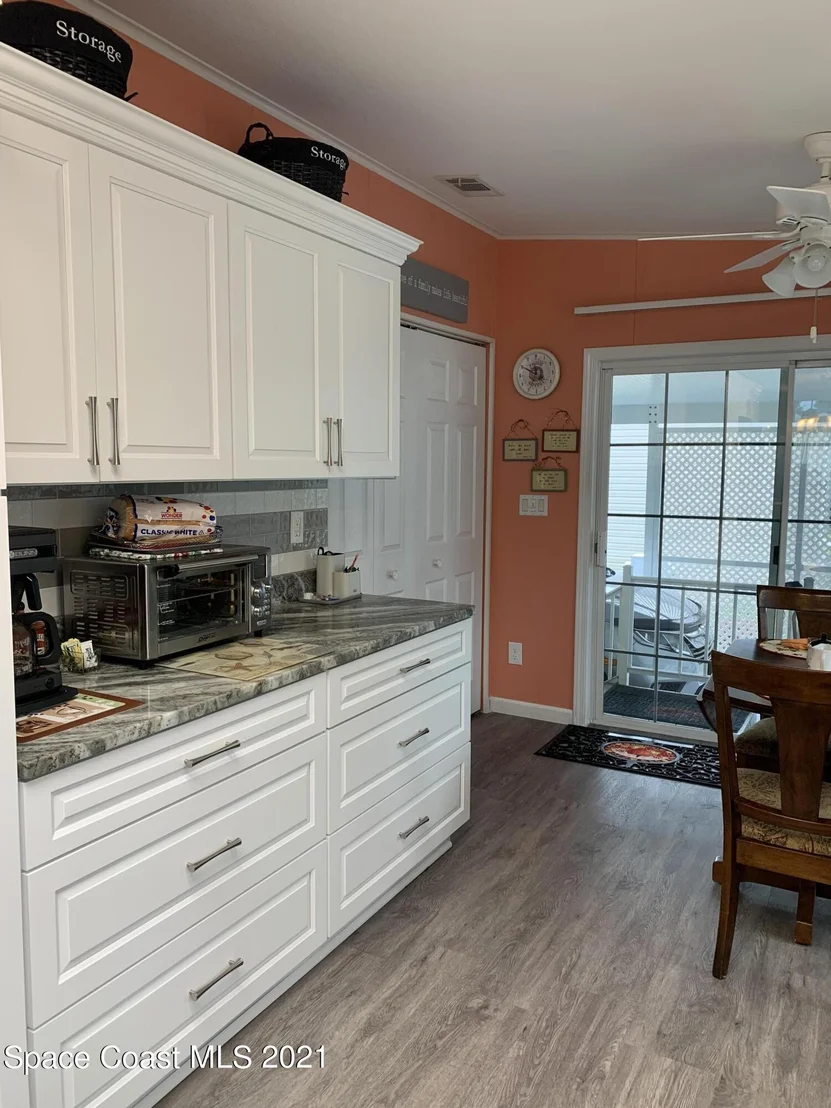 Photo of 372 Scenic Drive