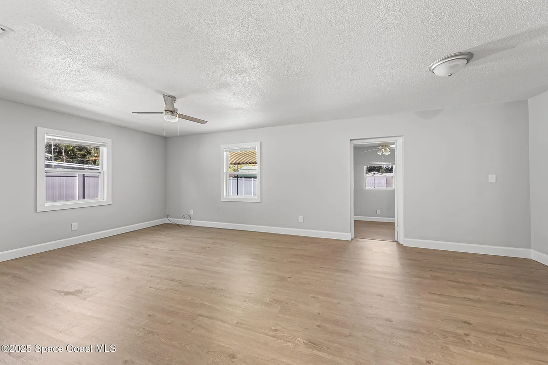 Photo of 350 Maple Place