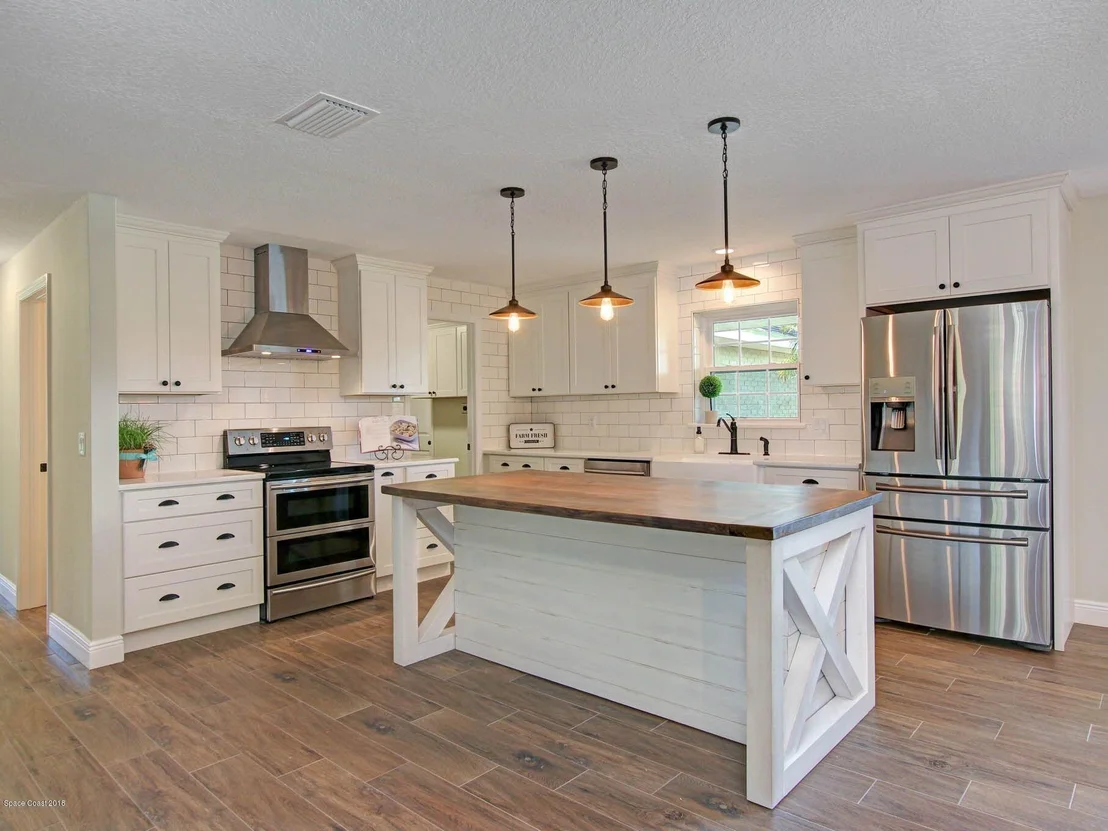 Photo of 4380 Country Road
