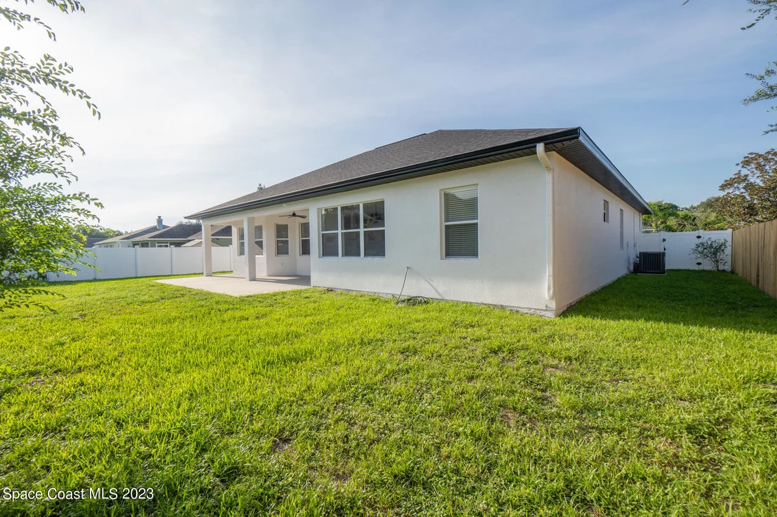 Photo of 2532 Christopher Drive