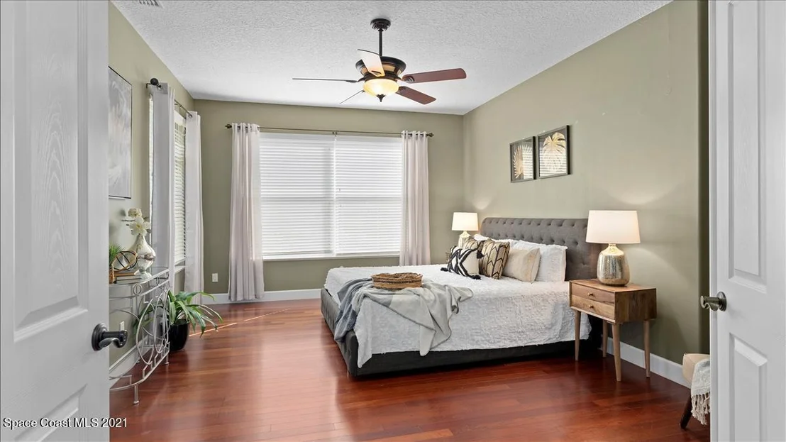 Photo of 5545 Willoughby Drive