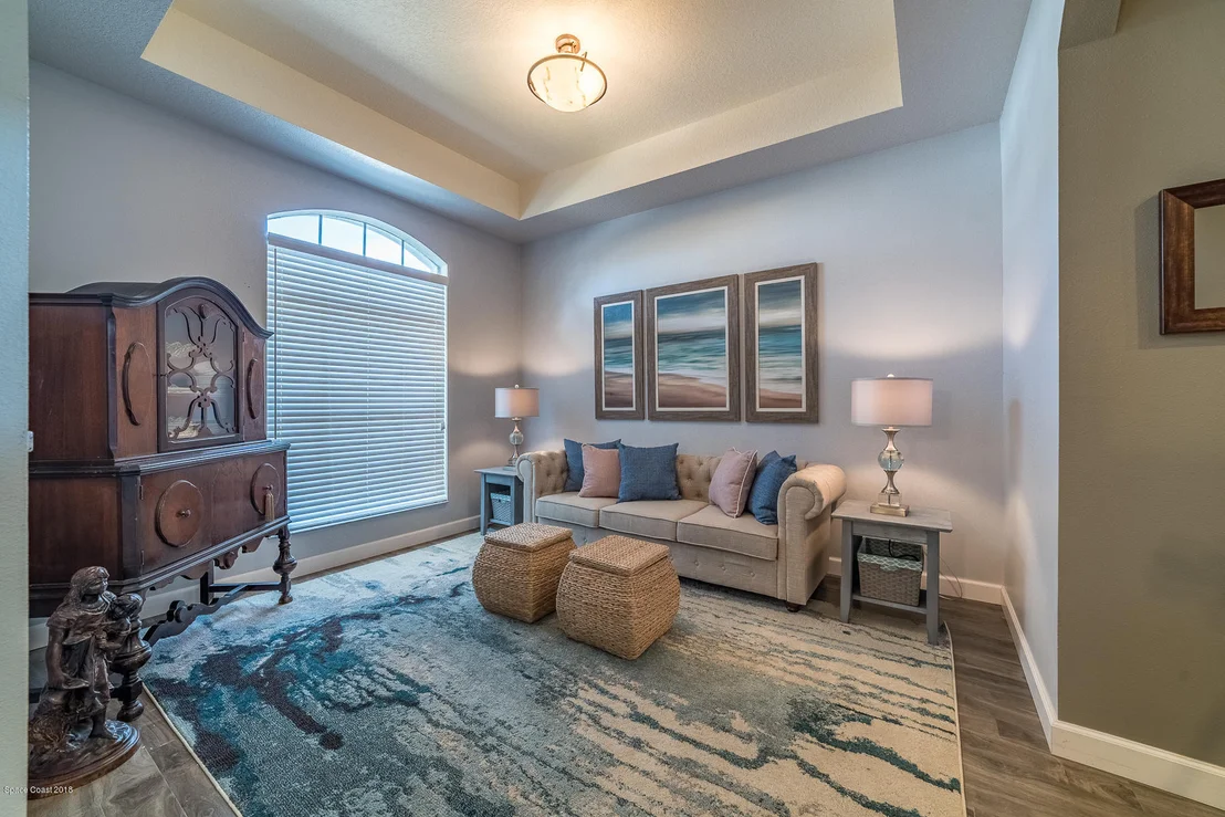 Photo of 2811 Englewood Drive